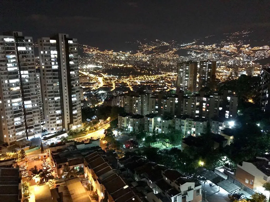 Guayacanes De San Diego Hotel Medellín Apartamento